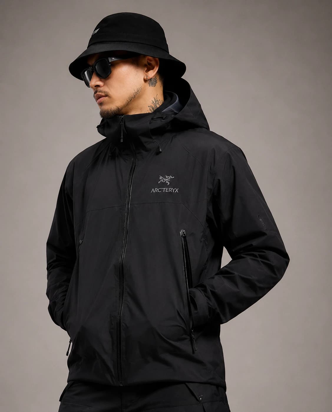 Beta Shell Jacket Black alternativa